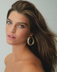 Pink Jeep Girl (@olivia.allan) • fotos e vídeos do Instagram