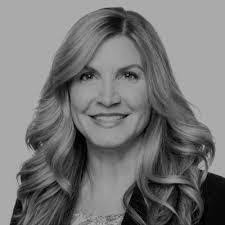 Corina Dill's Instagram, Twitter & Facebook