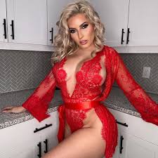 Yusi Dubbs : rCelebrity_Cleavage