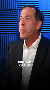 Dena Bullard's Instagram, Twitter & Facebook