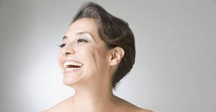 Wir zaubern farbe in den tag. Schminken Ab 50 Darauf Kommt S Beim Schminken Reifer Haut An Ybpn