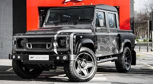 It's extremely well executed in terms of design, material choices and how it fits in with its brand. Land Rover Defender 110 Pick Up Chelsea Wide Track Hiconsumption