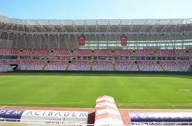 Stadion ten gościł wiele finałów europejskich pucharów, a w 2000 roku był także jedną z aren mistrzostw europy , rozgrywanych w belgii i holandii. Facebook