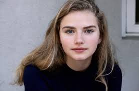 Cricket Brown's Instagram, Twitter & Facebook