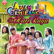 Suasana hari raya (asyiela putri) berlalulah sudah ramadan sebulan berpuasa tiba syawal kita rayakan dengan rasa. Satu Hari Di Hari Raya Song By Iqwal Spotify
