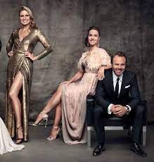 10.and did you notice petra's costume changes? Petra Mede S Feet Wikifeet