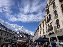 Tremendously long slopes, skiing through the trees, freeride and. Chamonix Mont Blanc Winter Holidays And Summer Holidays Ski Chalets And Apartments