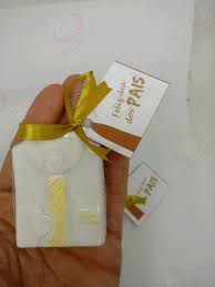 O dia dos pais chegou e, com ele, mil e uma possibilidades de fazer seu paizão erguer um sorriso de orelha a orelha. Lembrancinha Dia Dos Pais Paleto Cartao Personalizado Essencias Cardoso
