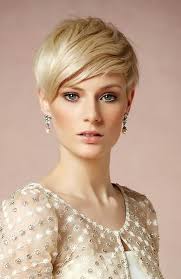 This is because it adds texture and a tousled finish to thin hair. 30 Best Short Hairstyles Haircuts For Women In 2021 The Trend Spotter