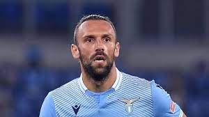 İtalya ekonomi ve finans bakanlığı'na bağlı müfettişler. Lazio E L Ora Di Muriqi Il Kosovaro Scalpita E Punta Il Genoa