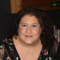 Bernadette Potts's Instagram, Twitter & Facebook