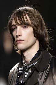 3 capelli corti uomo mossi. Capelli Corti Uomo 2020 2021 20 Idee Per Tagli Ricci E Lisci Con Ciuffo E Senza Amica