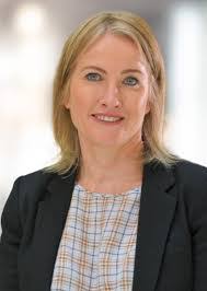 Alison Dwyer's Instagram, Twitter & Facebook