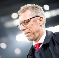 Stöger started his career at favoritner ac wien and played 6 years for fk austria wien from 1988 through 1994, winning the league three years in a row. Trainer Vom 1 Fc Koln Der Beeindruckende Auftritt Von Peter Stoger Welt