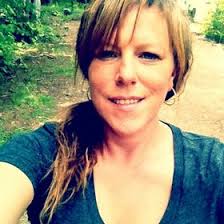 Joanna Knutson's Instagram, Twitter & Facebook