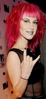 I love Hayley Williams and Taylor York so much! Iykyk Paramore