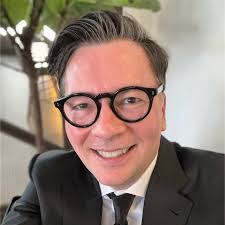 Scott Tegethoff's Instagram, Twitter & Facebook