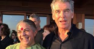 KauaiEclectic: Musings: Speak Easy