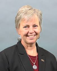 Dawn Kucera's Instagram, Twitter & Facebook