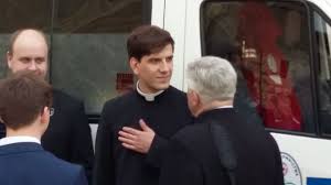 Prawnik syna byłej premier zaprzecza. Pelnomocnik Tymoteusza Szydlo Zaprzecza Ze Ksiadz Zostal Ojcem Mozliwe Sa Pozwy