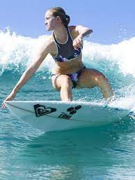 Einer dieser glücklichen dudes ist chris rogers, der mit seinen gopro aufnahmen mittlerweile ein markenbotschafter geworden ist. Bianca Buitendag Zaf Roxy Riders Team Member Roxy Brand And Lifestyle Www Roxy Com Roxysurf Roxy By Roxy Surf Girls Surfing Surfer