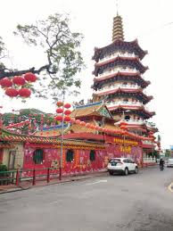 Hakikatnya cina malaysia dan cina china tidak sama, malah boleh dikatakan berkonflik. Tua Pek Kong Temple Sibu Wikipedia
