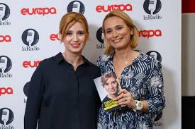 Dan petrescu a fost invitat de andreea esca la europa fm. La Radio Cu Andreea Esca È™i Sanda Nicola Europa Fm
