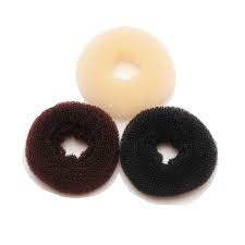 Perfekt om man vill göra en ny håruppsättning eller bara vill slänga upp håret lite snyggare! Small Hair Donuts Mini Hair Donuts Small Bun Donuts Pde Dance