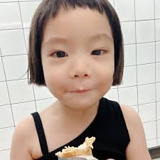 Casetify不是摔壞的都是從背板和邊框裂開的