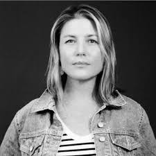 Heidi Darling's Instagram, Twitter & Facebook