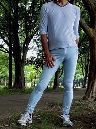 guys in skinny jeans おしゃれまとめの人気アイデア pinterest travis gann メンズファッション 男性ファッション スーパースキニージーンズ