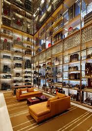 Top Interior Designers With Images Louis Vuitton Store Retail Design Peter Marino