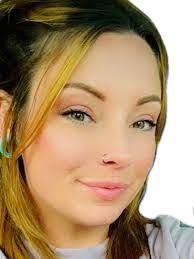 Tammy Kear's Instagram, Twitter & Facebook