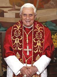 Feiert mit tausenden menschen einen gottesdienst. Benedikt Xvi Alemannische Wikipedia