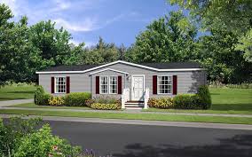 Colona 28 X 48 1280 Sqft Mobile Home Our Topeka In Sales Center Delivers Finely Built Mobile Homes To Indiana I Front Porch Design Mobile Home Porch Design