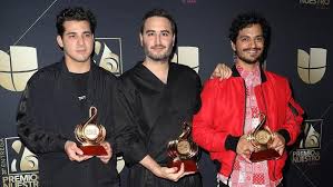 'premio lo nuestro', un reencuentro inolvidable con la música de armando manzanero y johnny pacheco. Estos Fueron Los Ganadores De Premio Lo Nuestro Programas Radio Ritmo Romantica Radio Ritmo Romantica