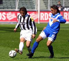 C'è qualcosa nella storia di baggio che parte dalla sua fragilità fisica, dall'essere stato costretto a convivere fin da giovanissimo con infortuni che ad altri avrebbero. Roberto Baggio At 50 Iconic Italian Football Who Shone For Fiorentina And Juventus And Should Be Remembered For More Than 1994 World Cup Final Penalty Miss