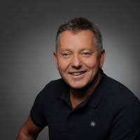 40+ perfiles de «Sprott»