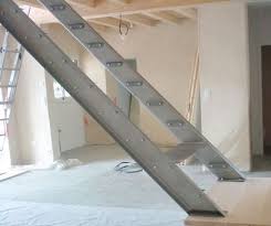 Escalier Garde Corps Rampe Metal Brut Vendee La Roche Sur Yon Idees Escalier Escaliers Metal Escalier Design