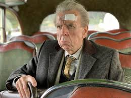 È a capo di un team di esperti di restauro di auto. Trailer Images Drop For Gillies Mackinnon S The Last Bus Starring Timothy Spall And Phyllis Logan Britflicks