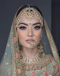 Stunning Indian Bridal Look Jewelry By A La Couture Makeup By Sohal Grewal Blue Rose Artsit Bridal Makeup Images Indian Bride Makeup Indian Bridal Makeup