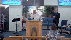 Please lift Laura Sanders...