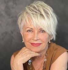 Cheri Hardy's Instagram, Twitter & Facebook