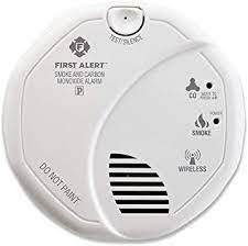 Priced at $44.90, this is a solid economical choice, the device is reliable and uses electrochemical and photoelectric smoke sensors, which can easily. First Alert 2 In 1 Z Wave Wireless Smoke Detector Carbon Monoxide Alarm Battery Operated Amazon Com