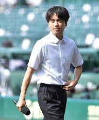 Aug 27, 2020 · 俳優の山崎育三郎が26日、自身のインスタグラムを更新。制服姿を公開し反響を呼んでいる。 山崎は26日に日本テレビ系で放送されたドラマ「私たちはどうかしている」(毎週水曜、午後10時～)内の回想シーンで34歳にして学生服を着用し、高校生役を演じた。 Onxtvouus84wqm