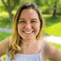 Ellen Desmond's Instagram, Twitter & Facebook