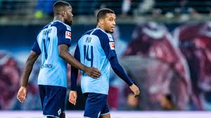 On average, these people will watch over one billion hours. Thuram Und Plea Fallen Aus Daumendrucken Fur Koln Kicker