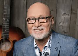 Le chanteur Patrick Norman annonce qu'il deviendra arrière-grand-père