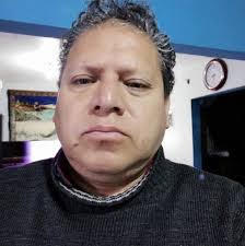 Richard Carias's Instagram, Twitter & Facebook