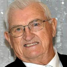 Belated happy birthday to this absolute legend of a human , Paulie Gold ..  party at the Beachy today is it ?